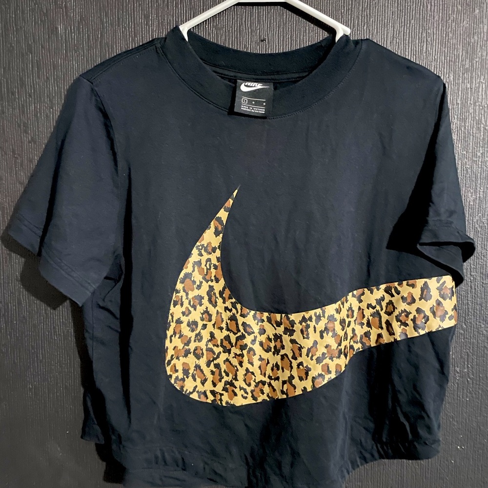Nike Crop Top Shirt with Cheetah Print Wrap Around Check